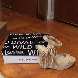 Size 8 Tan Brand New Wedges